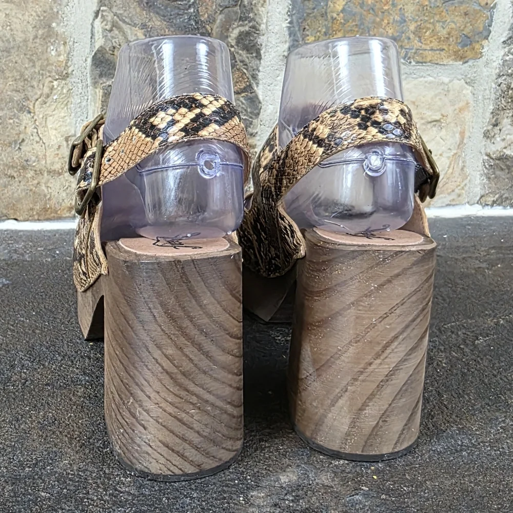NEW Free People Belems Snake Clogs Platform Sandals Wooden Heels